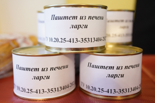 Консервы из печени водных млекопитающих представлены на заседании Дегустационного совета ВНИРО