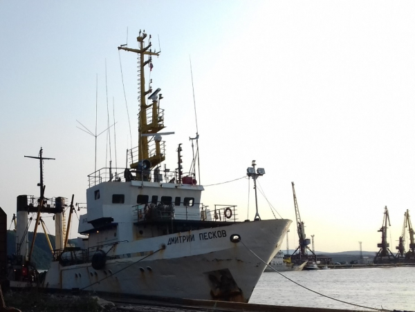 Донную траловую съёмку в Северо-Охотоморской подзоне Охотского моря проведут учёные ВНИРО в рейсе на НИС «Дмитрий Песков»